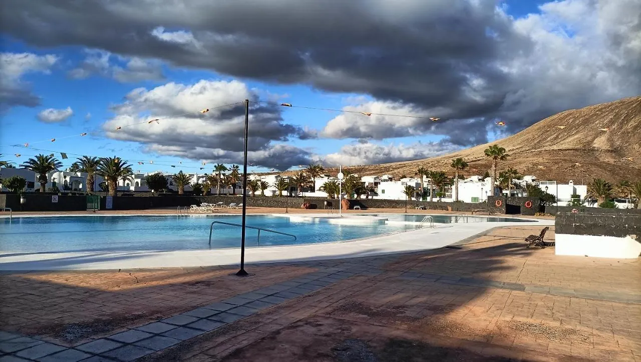 The White House With Pool - Playa Blanca Apartment 0*, Playa Blanca (Lanzarote) Spain