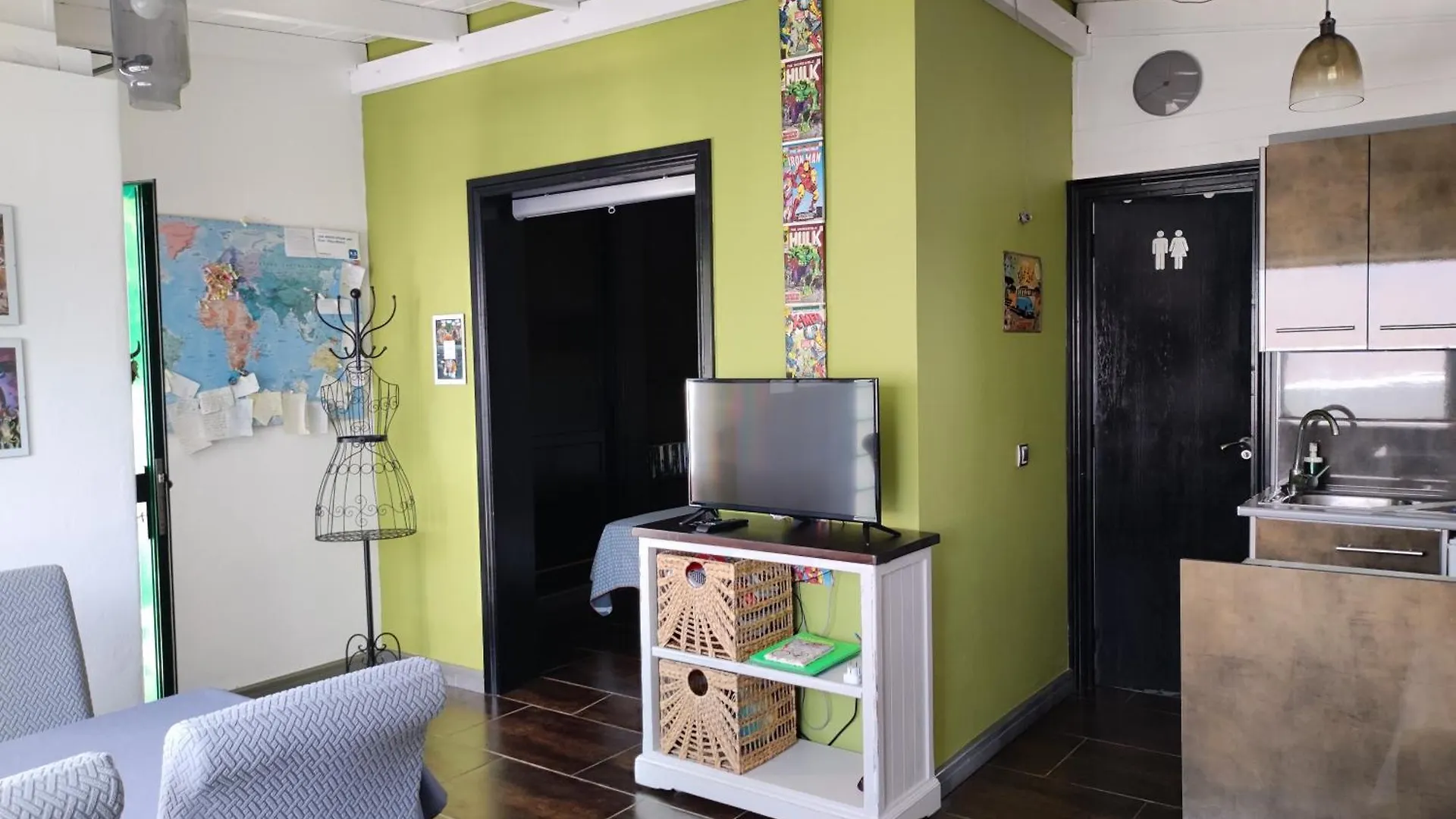The White House With Pool - Playa Blanca Apartment